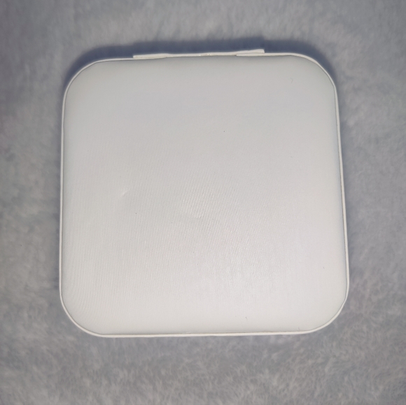 NWT White Portable Jewelry box - Picture 3 of 3